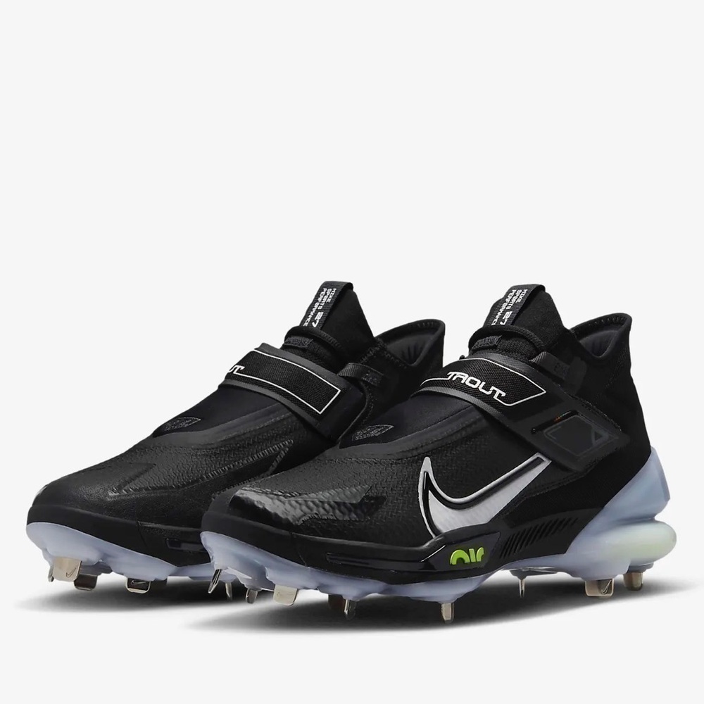 NIKE Force Zoom Trout 8 Elite
Men's Baseball Cleats